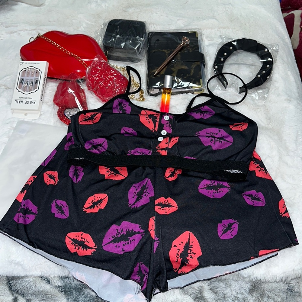 Lip shape novelty purse and lip print pajama set bundle.scented oil and more